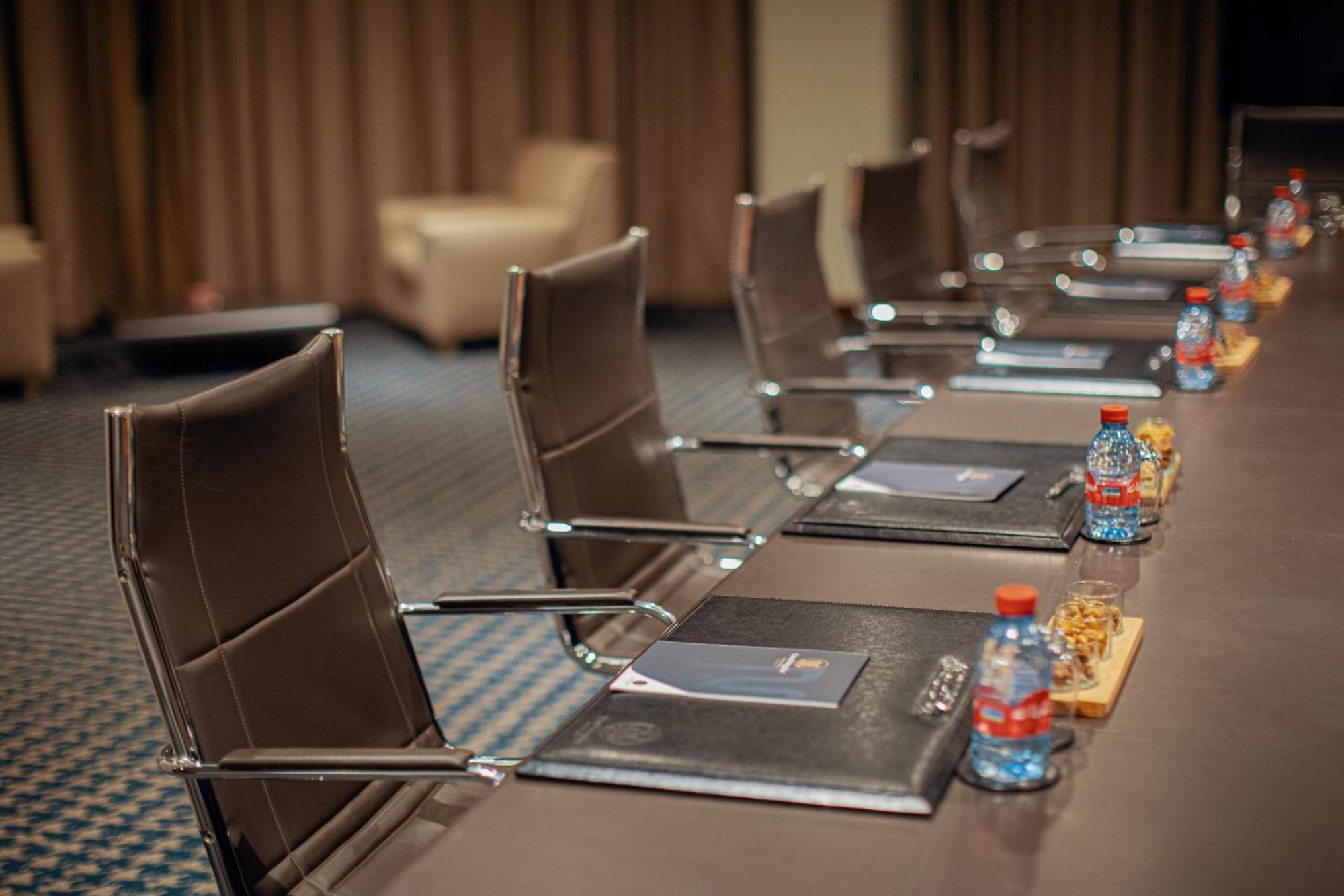 Grand Mogador City Center Casablanca Eksteriør billede Meeting room